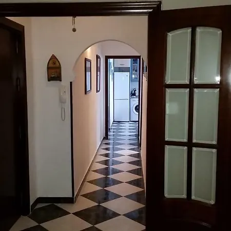 A 50 Metros De La Playa Cadice