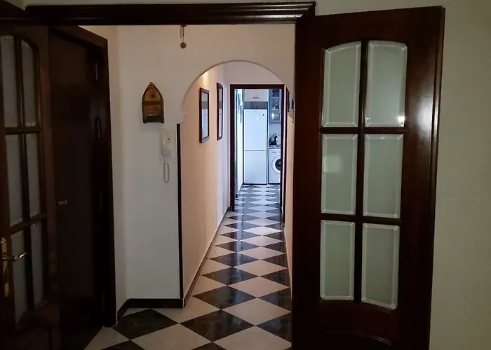 A 50 Metros De La Playa Cadice